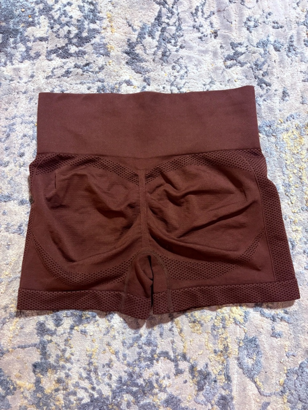 Seamless High-Waist butt scrunch Women’s Shorts — Dark Brown